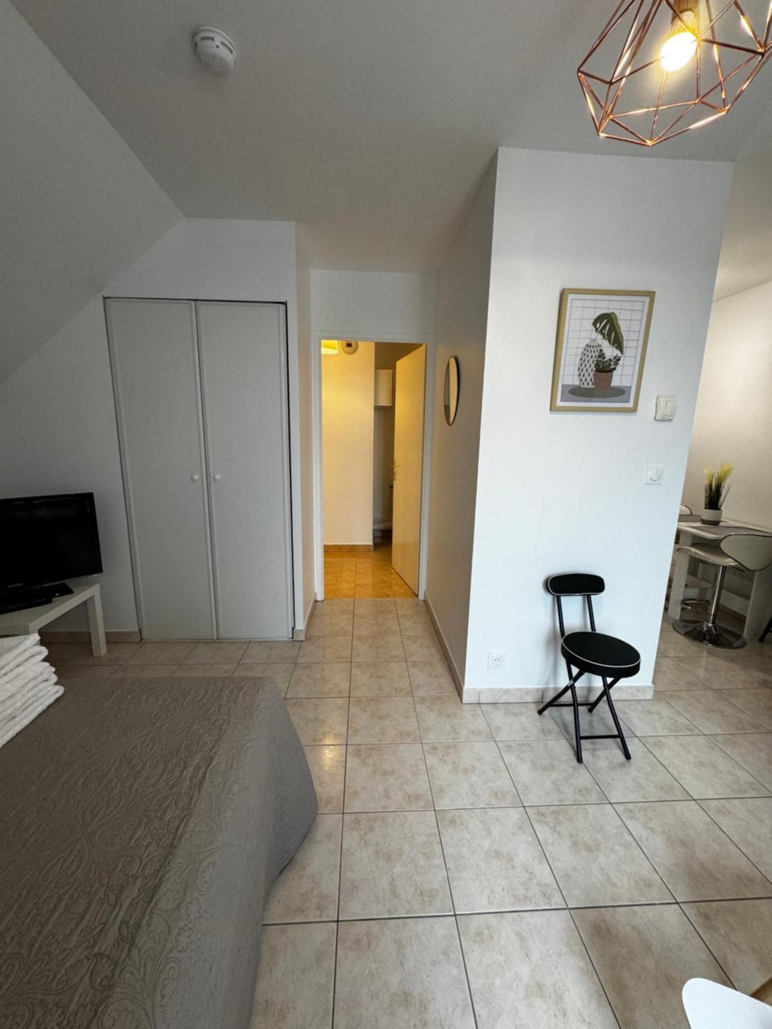 Le Studio Du 72 Apartment Bussy-Saint-Georges Exterior photo
